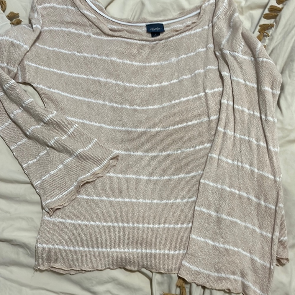 Daytrip Spring Sweater - Picture 2 of 2